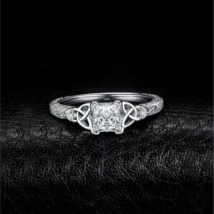 CUBIC ZIRCONIA 925 STERLING SILVER RING